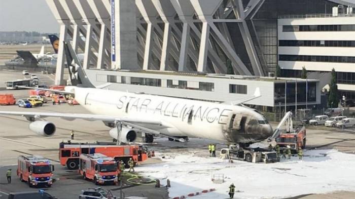 Самолет Lufthansa загорелся в аэропорту Франкфурта
