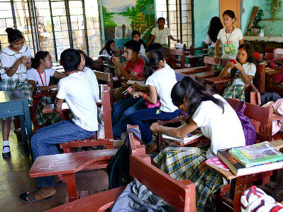 Филиппинских школьников проверят на наркотики
