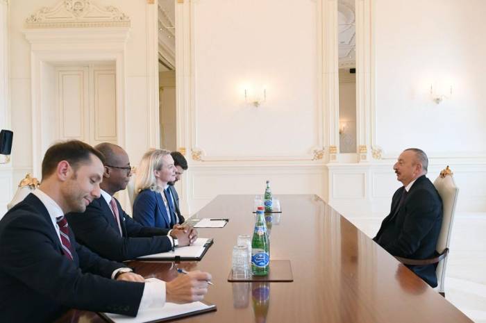 Ильхам Алиев принял представителя Бюро Госдепа США