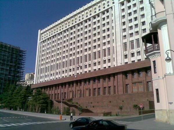Увеличилось число помощников Первого вице-президента Азербайджана - распоряжение
