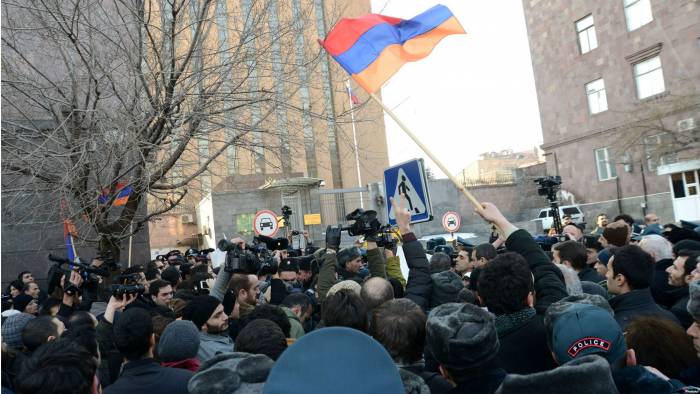  Армяне объявили "войну" против Кремля и устремляются в объятия Запада - ВИДЕО