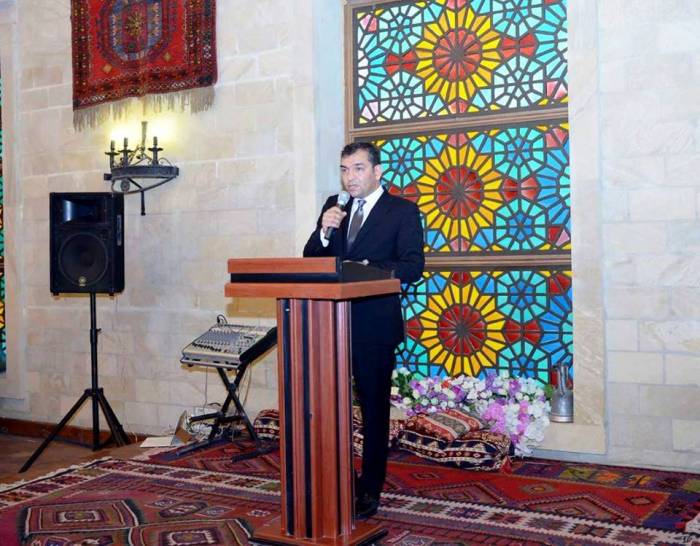 Госагентство по туризму Азербайджана поздравило представителей СМИ
