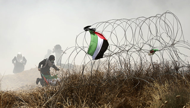 Израиль закрыл грузовой КПП на границе с сектором Газа
