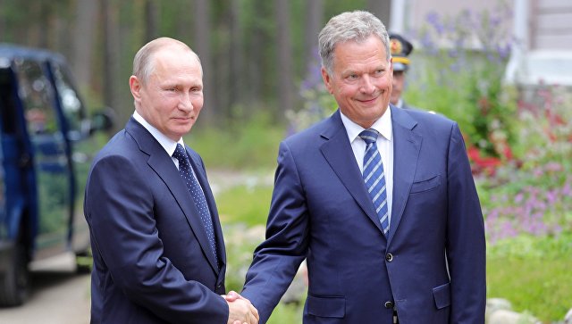 В Хельсинки президент Финляндии встретил Путина