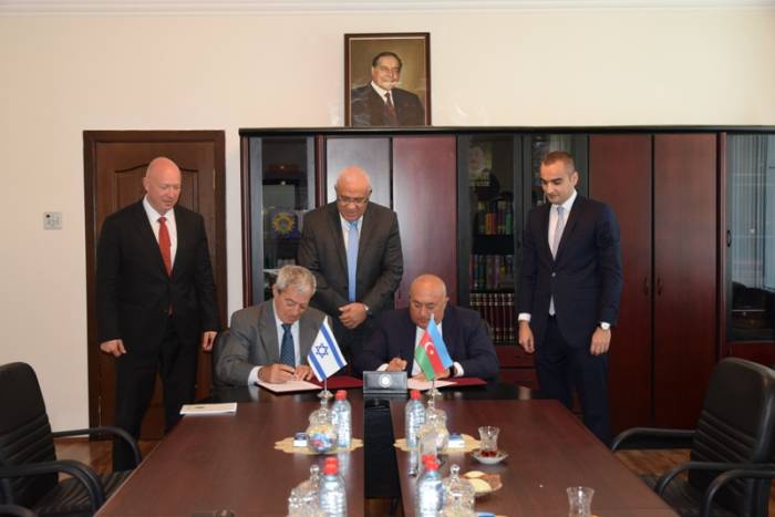 Азербайджан и Израиль договорились о совместном производстве БПЛА
