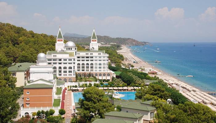 Турецкие гостиницы стали прилично зарабатывать на россиянах
