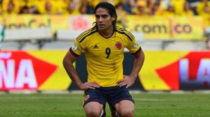 Колумбийским футболистам угрожают смертью 