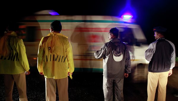 В Индии в результате аварии с автобусом погибли не менее 40 человек
