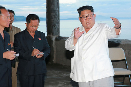 Ким Чен Ын переоделся и устроил разнос подчиненным