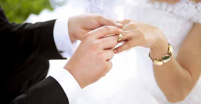 В Азербайджане стали реже жениться