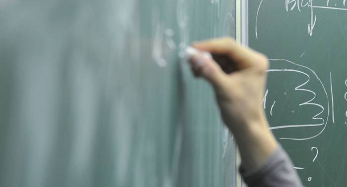 В Азербайджане изменена учебная нагрузка педагогов 