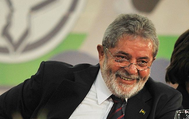 В Бразилии партия выдвинула находящегося в тюрьме Лулу на пост главы государства 