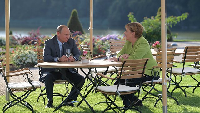 Путин и Меркель три часа сверяли часы по главным вопросам
