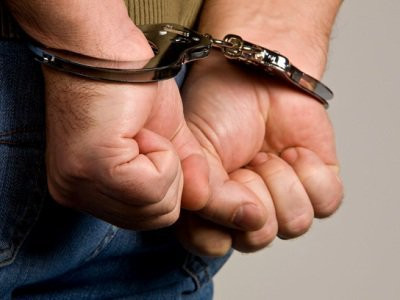 В Барде должностные лица задержаны при получении взятки
