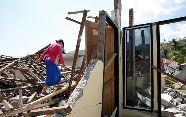 Землетрясение в Индонезии: число жертв приближается к 400
