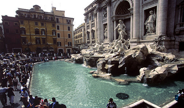 В Риме две группы туристов устроили потасовку из-за селфи