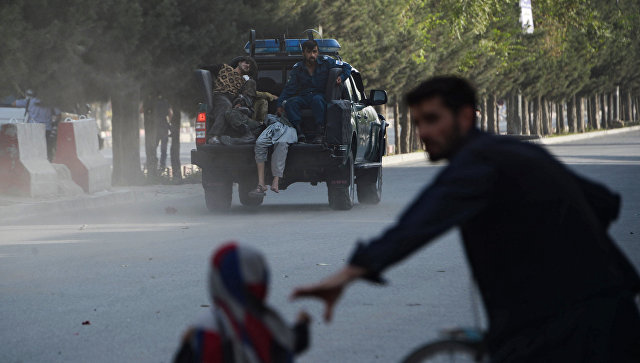 По президентскому дворцу в Кабуле нанесли ракетный удар