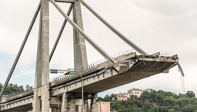 Рухнувший мост в Генуе могут снести
