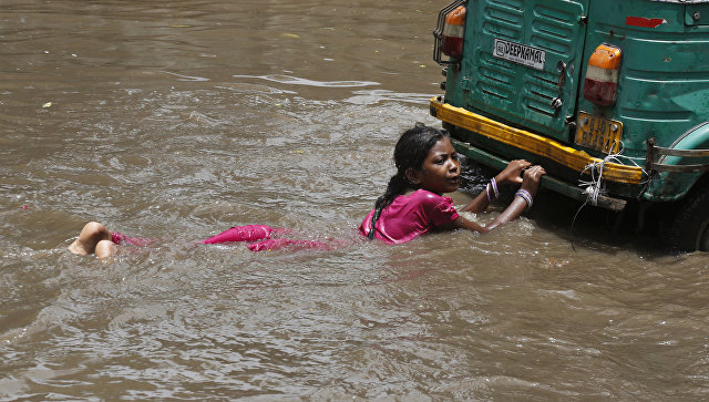 Число погибших из-за ливней в индийском штате Керала достигло 167
