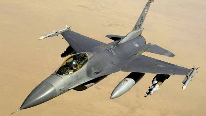 ВВС Ирака уничтожили оперативный штаб ИГ в Сирии
