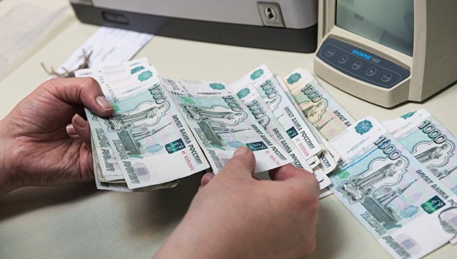 Аналитики оценили влияние возможных санкций США на курс рубля