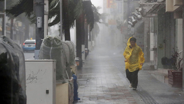 Число пострадавших из-за тайфуна "Трами" в Японии достигло 47 человек
