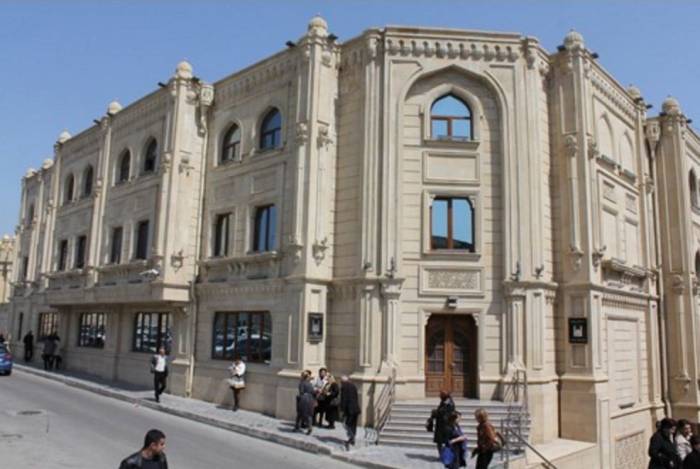 УМК прокомментировал информацию о закрытии Бакинского исламского университета
