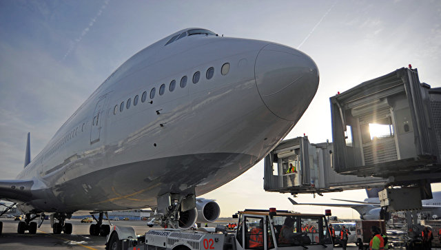 Эмир Катара подарил Турции Boeing 747-8

