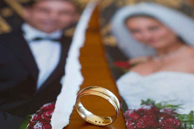 Обнародована статистика браков и разводов
