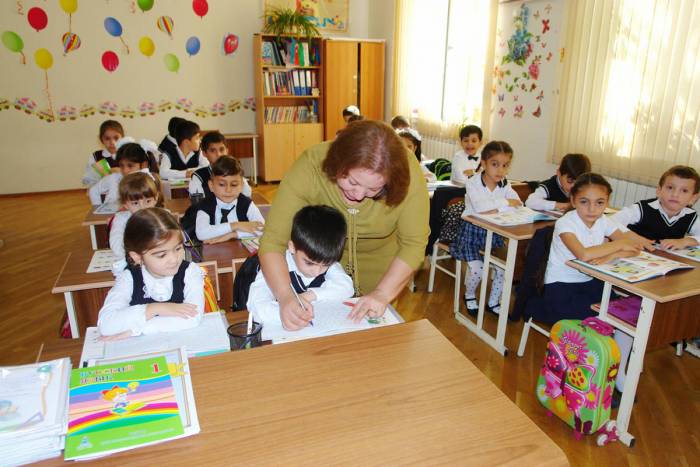 В Азербайджане в первый класс пойдут более 165 тыс. учащихся
