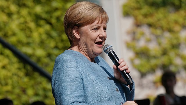 Меркель назвала темы неформального саммита ЕС в Зальцбурге
