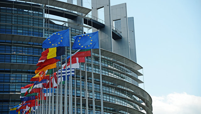 Европарламент призвал усилить борьбу с сексуальными домогательствами
