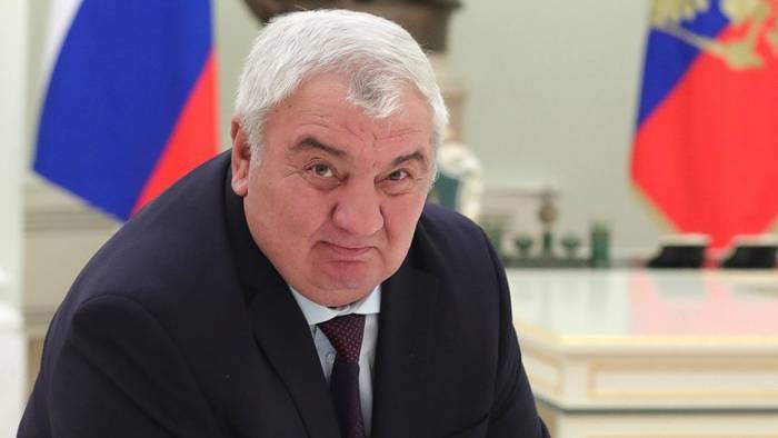 Хачатуров решил подыграть новым властям Армении