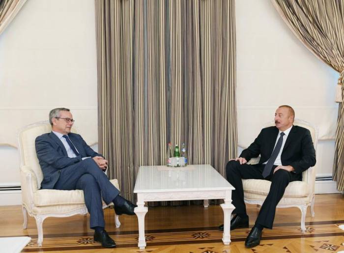 Президент Ильхам Алиев принял председателя ПА НАТО
