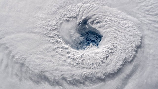 В США подсчитали ущерб от урагана "Флоренс"
