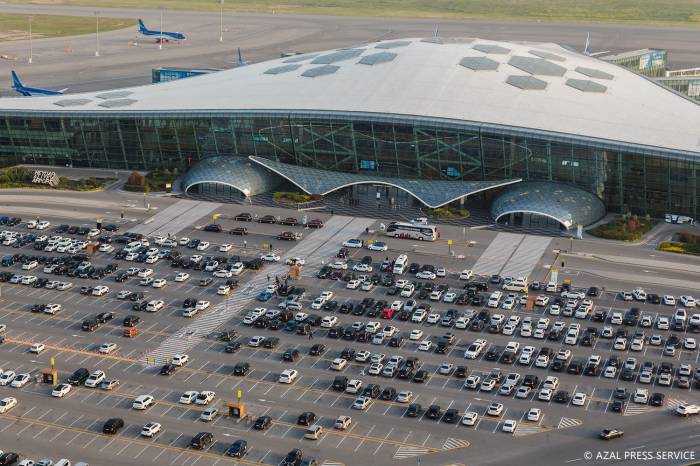 Международный аэропорт Гейдар Алиев обслужил свыше трех млн пассажиров
