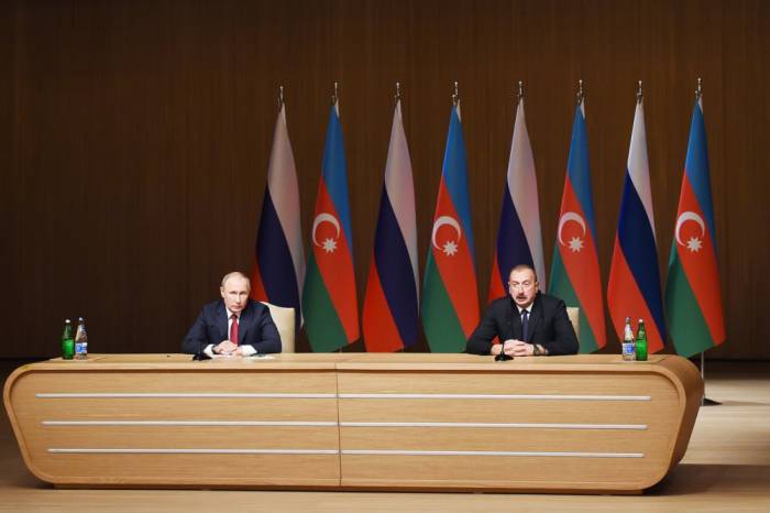  Ильхам Алиев: "Проект «Север-Юг» уже приносит свои результаты" 