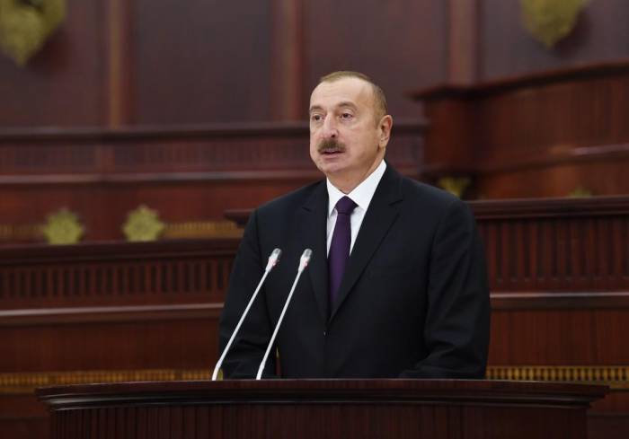 Ильхам Алиев: Мы соединяем нефтепроводами Каспийское море с Черным, Средиземным морями, а Азербайджан - газопроводом с Европой