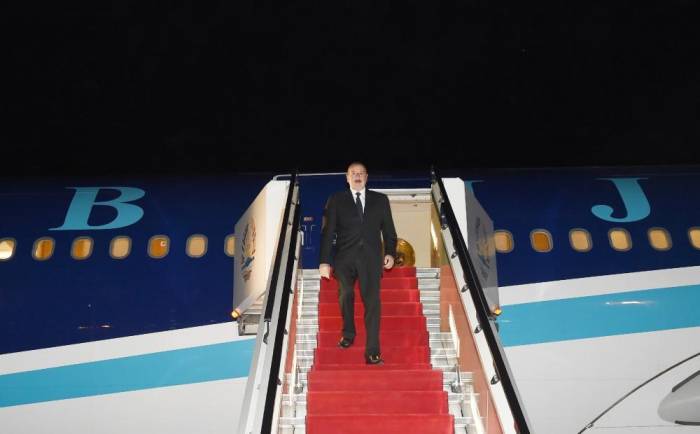 Президент Ильхам Алиев прибыл в Таджикистан - ФОТО