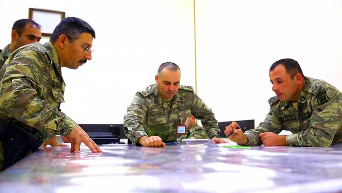 Азербайджанская армия отрабатывает подготовку к бою - ФОТО,ВИДЕО