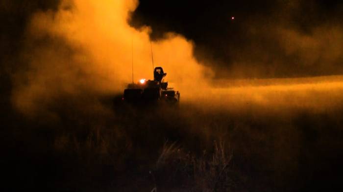 В ходе широкомасштабных учений проведены боевые стрельбы в ночное время- ФОТО, ВИДЕО