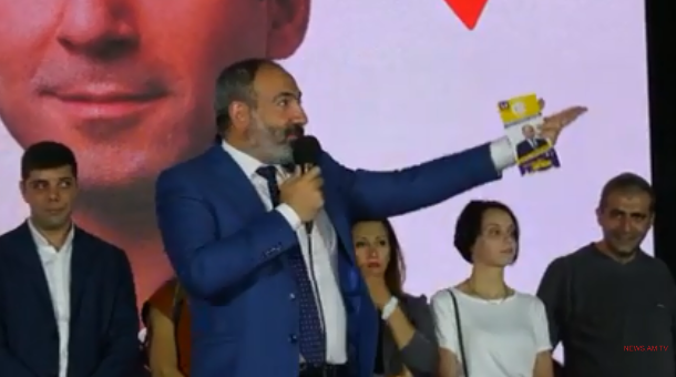 Пашиняновцы проводит агиткампанию по выборам в Совет старейшин Еревана