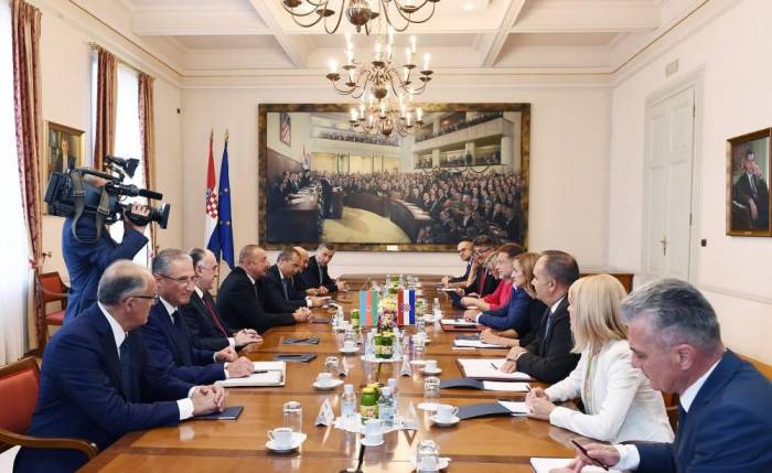 Ильхам Алиев встретился с председателем парламента Хорватии - ФОТО
