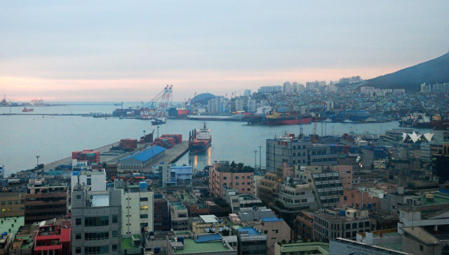 Сеул разрешил судам попавшего под санкции "Гудзона" заходить в порты
