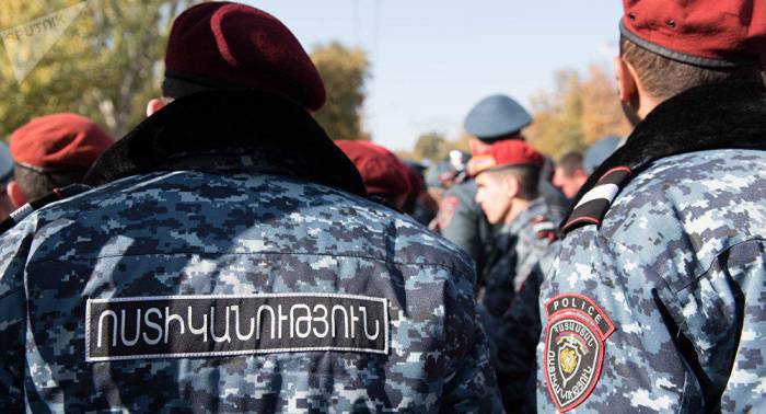 Крах одной авантюры: армянские полицейские не хотят умирать в Карабахе 