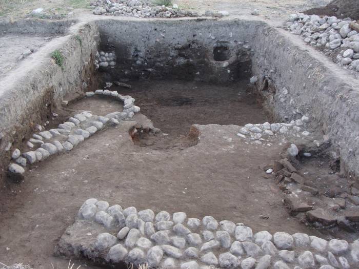 В Азербайджане обнаружены развалины древних строений