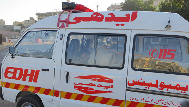 В Пакистане столкнулись два автобуса, не менее 19 человек погибли
