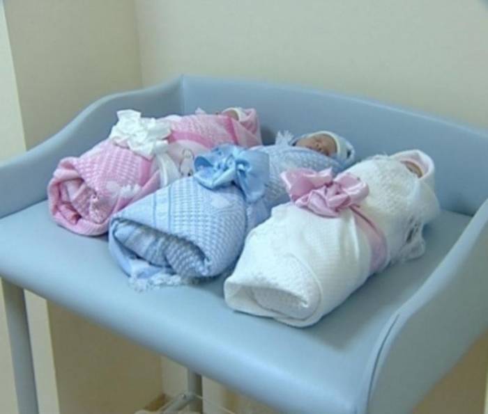 В Азербайджане с начала года родились 90 тысяч младенцев
