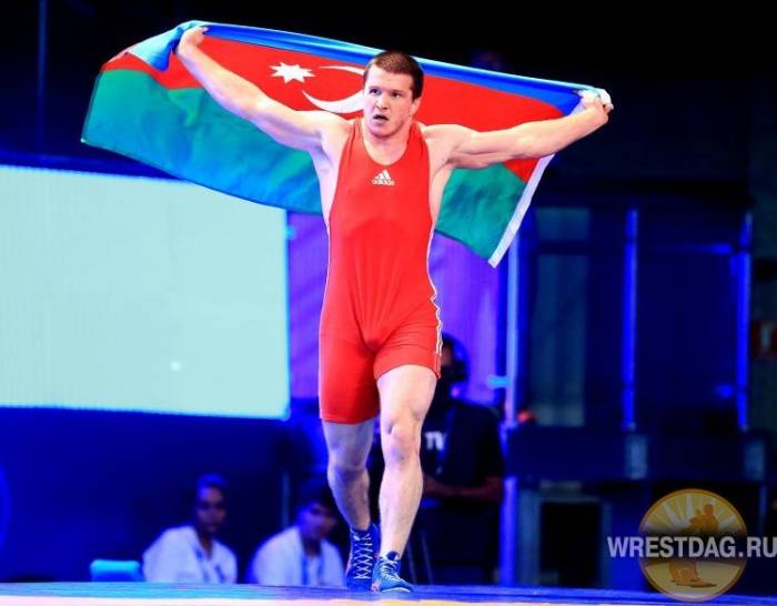 Борец Азербайджана победил в российском турнире
