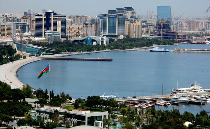 Экономика Азербайджана выросла на 0,8%

